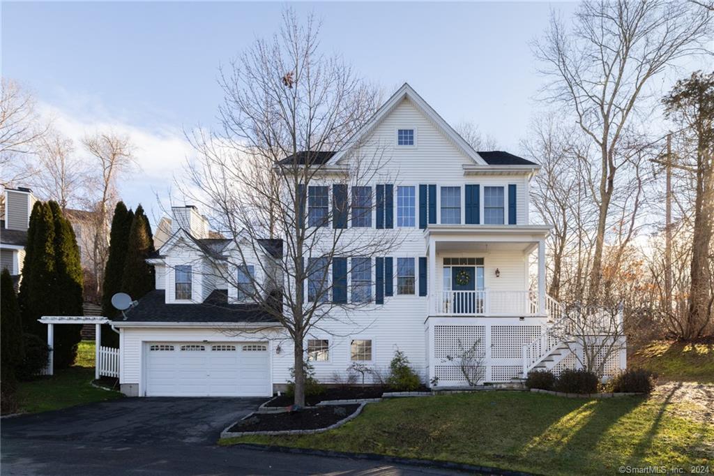 18 Traditions Boulevard Southbury, Connecticut, United States Luxury