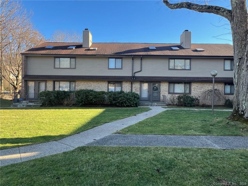 2289 Bedford Street, Unit H11 — exterior photo