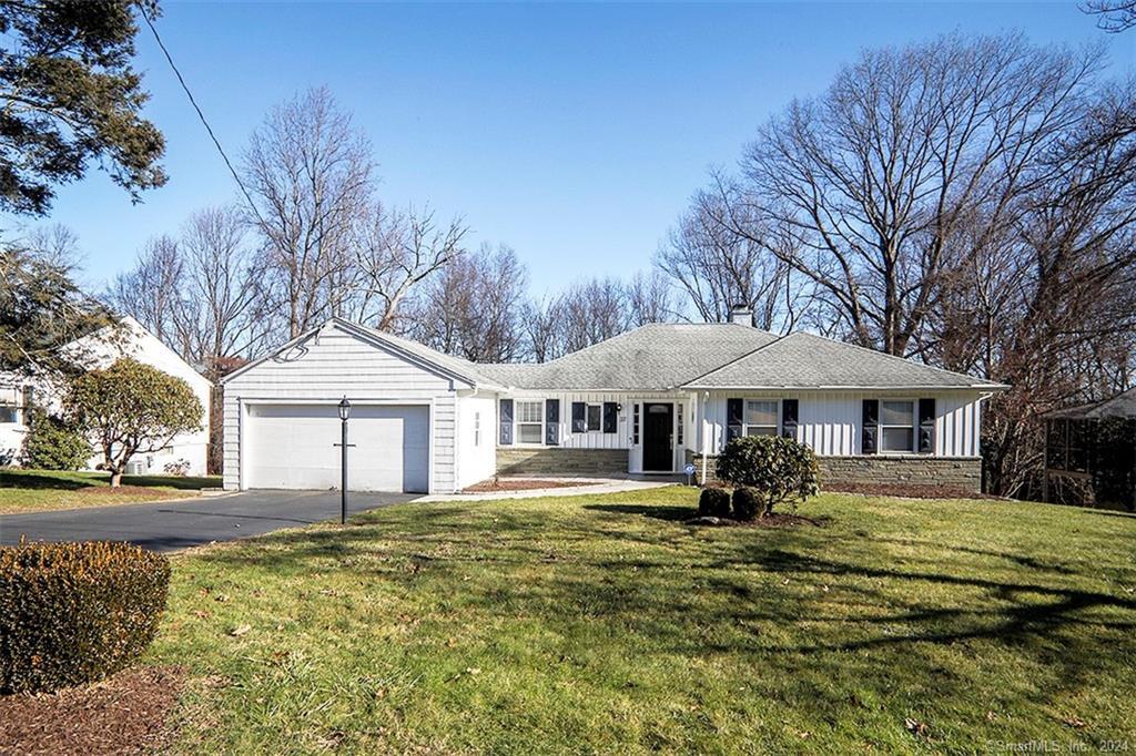 37 Valley View Road — exterior photo