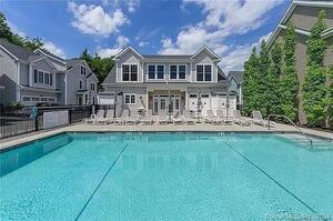 115 Colonial Road, Unit 60