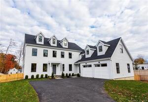 10 Maple Avenue