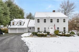 2 Red Barn Road