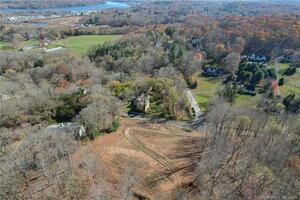 Homes for sale in Chester, CT | 11 Kings Hwy, Chester, CT 06412 | MLS# 170533629