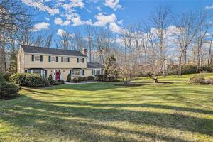 15 Copper Kettle Road
