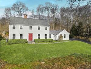 14 Narrow Brook Road