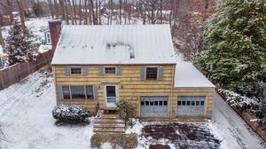 52 Camp Avenue