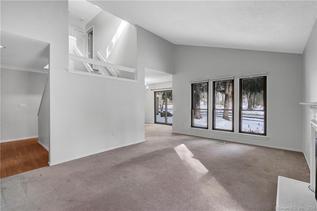 Farmington Woods Realty