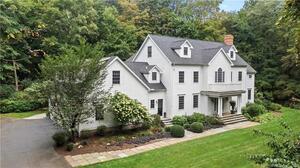 100 Valley Road