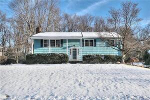 17 Thistle Road