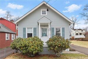 16 Saint Charles Avenue