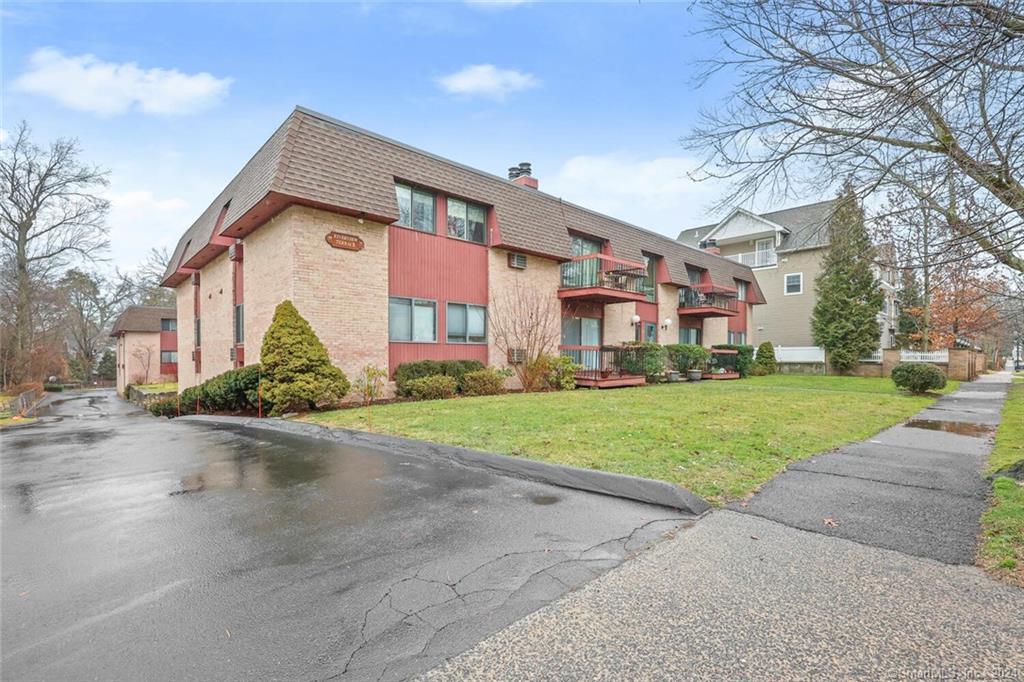 76 Maple Tree Avenue 3