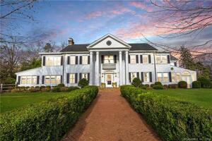 86 Greenleaf Avenue