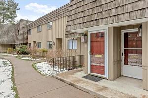 115 Ledgebrook Drive, Unit 115