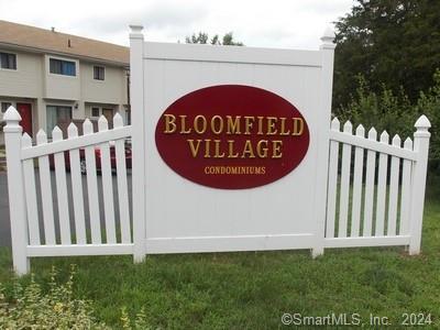 15 Woodland Avenue Bloomfield CT