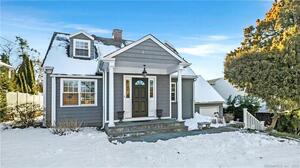 1 Cossitt Road