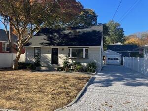 36 Hollow Wood Lane