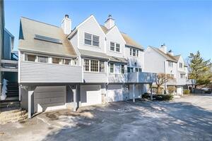 60 Wilton Crest