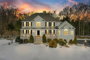 82 New Lebbon Road