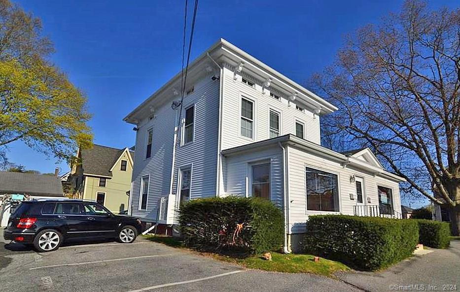 31 Broadway, Stonington, 06355, ,Commercial For Lease,For Rent,Broadway,170626109