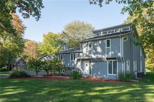Homes for sale in Wallingford, CT | 940 Durham Rd, Wallingford, CT 06492 | MLS# 170602163