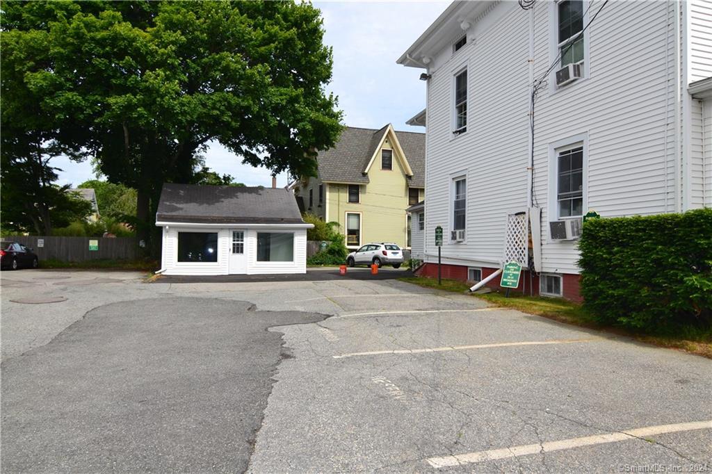 31 Broadway, Stonington, 06355, ,Commercial For Lease,For Rent,Broadway,170626109