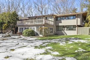18 10 O Clock Lane