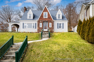 498 Hope Street