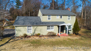 4 Carriage Drive