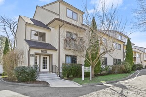 2435 Bedford Street, Unit 21-B
