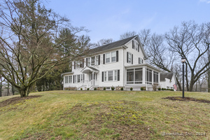 7 Crossland Place