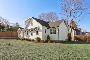 1 Lakeview Drive