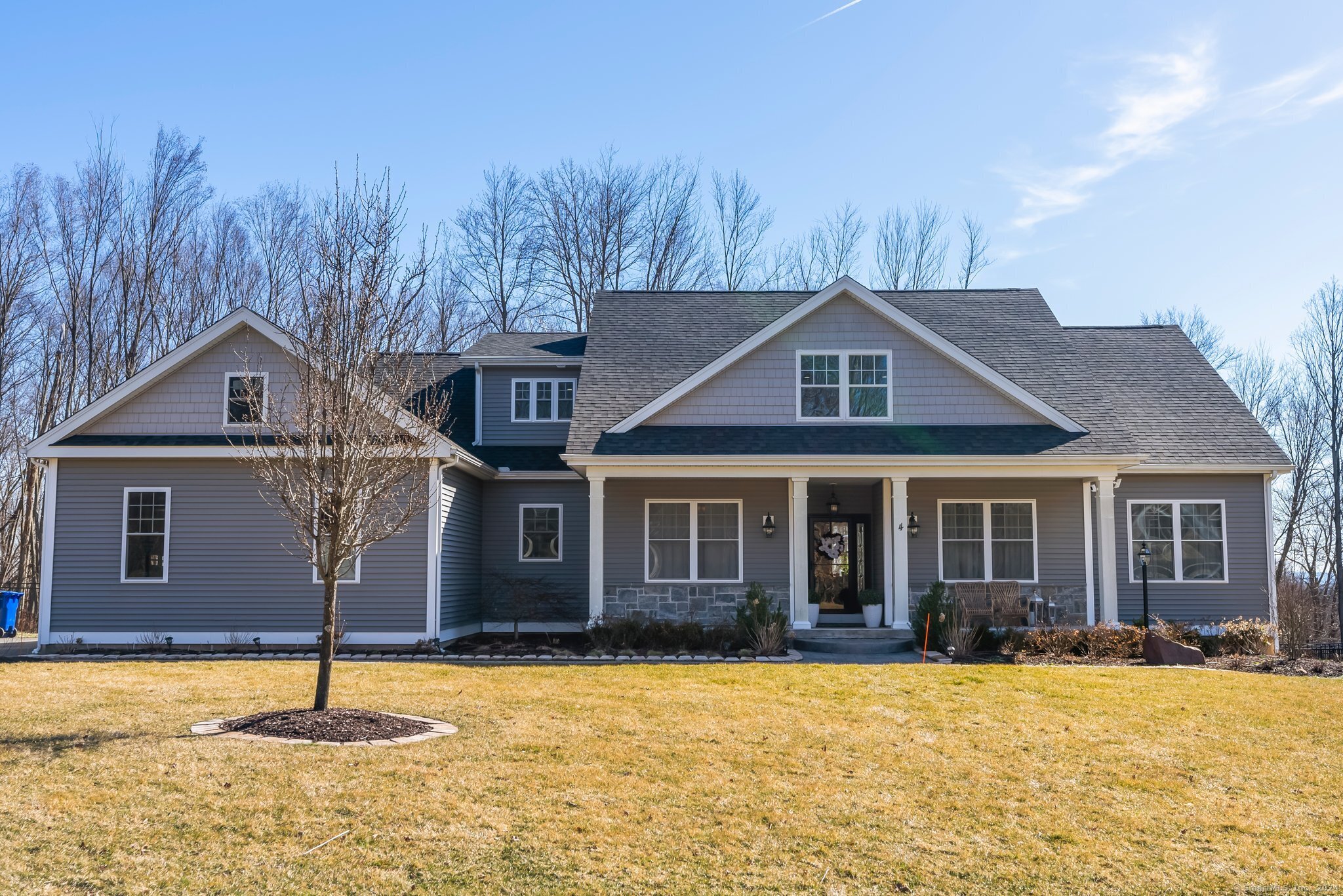 4 Anthonys Way, Bloomfield, CT 06002