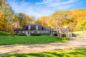 6 Cedar Lane