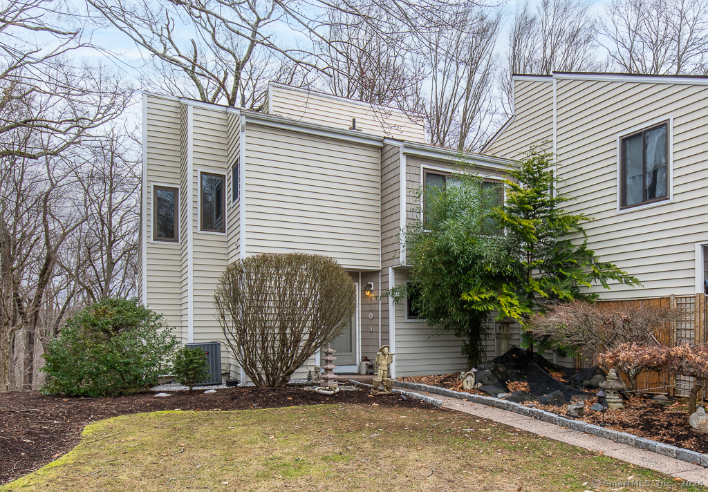 5 Currier Way Cheshire CT