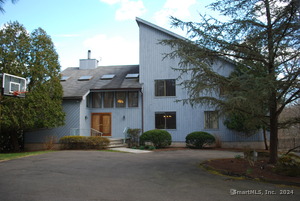 23 Valley View Drive