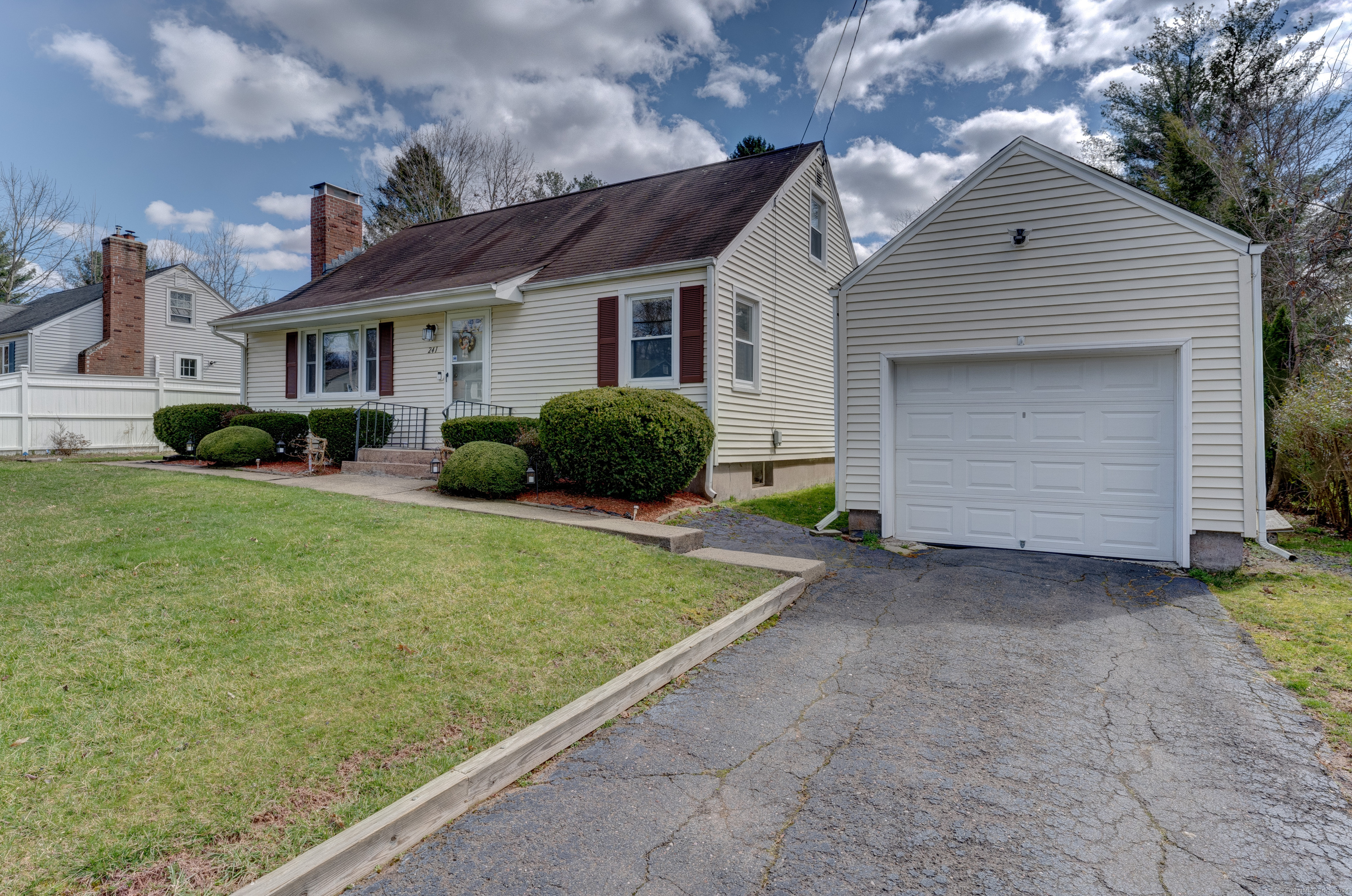 241 Sand Hill Road Middletown CT