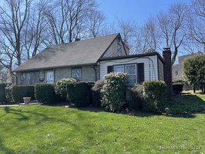 4 Old Barn Road