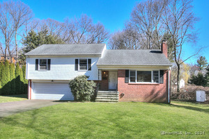 8 Old Lantern Place