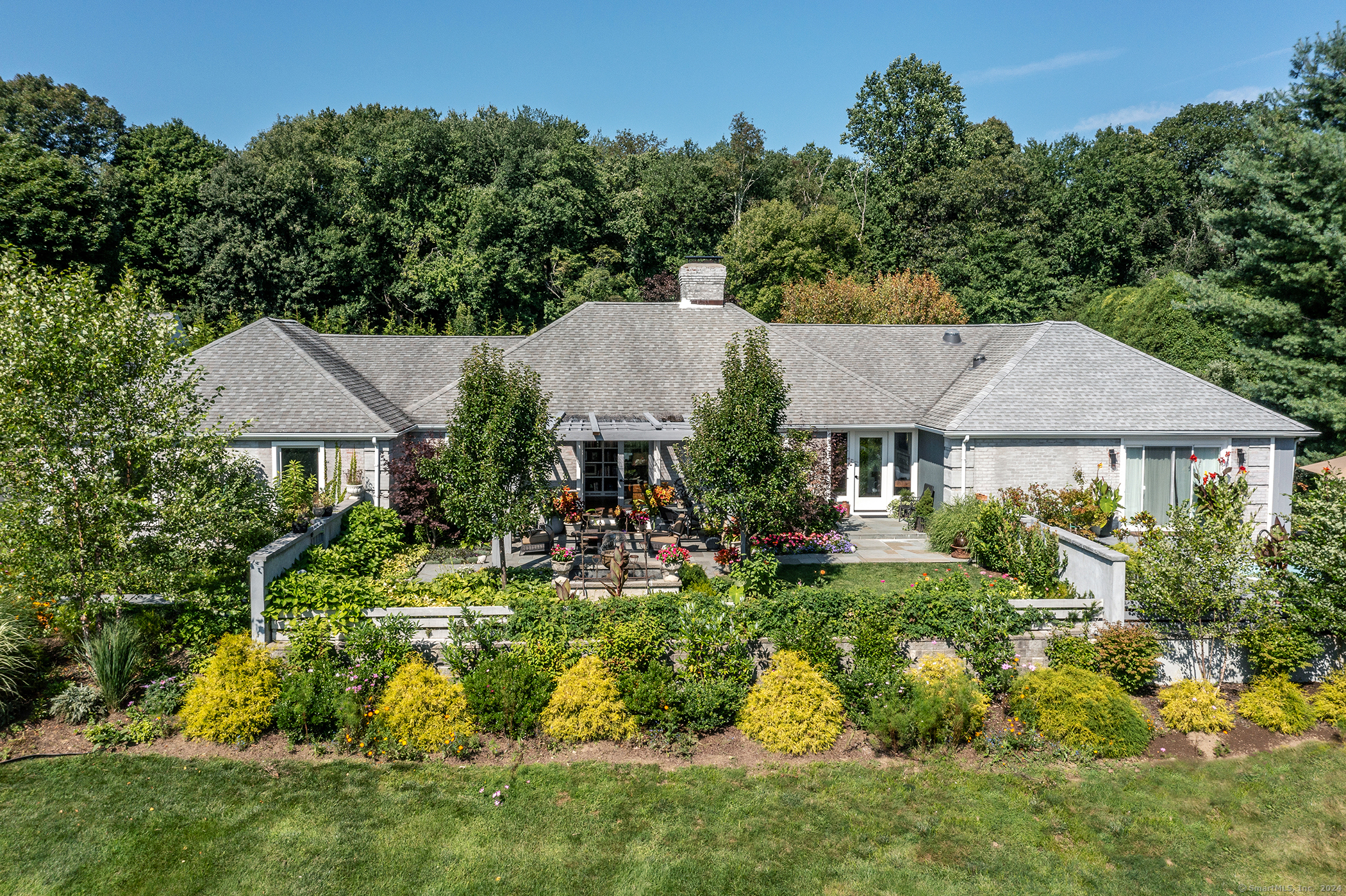 74 Strathmore Road Middlebury CT