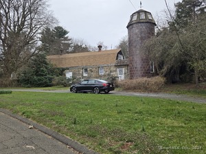 77 Hill Circle