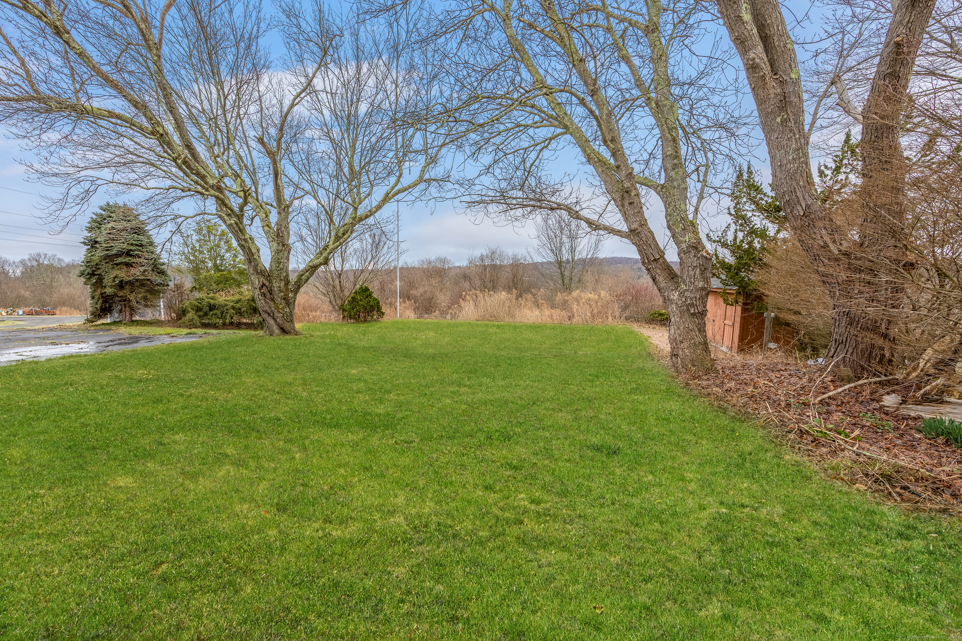 35 Atwood Heights photo 25