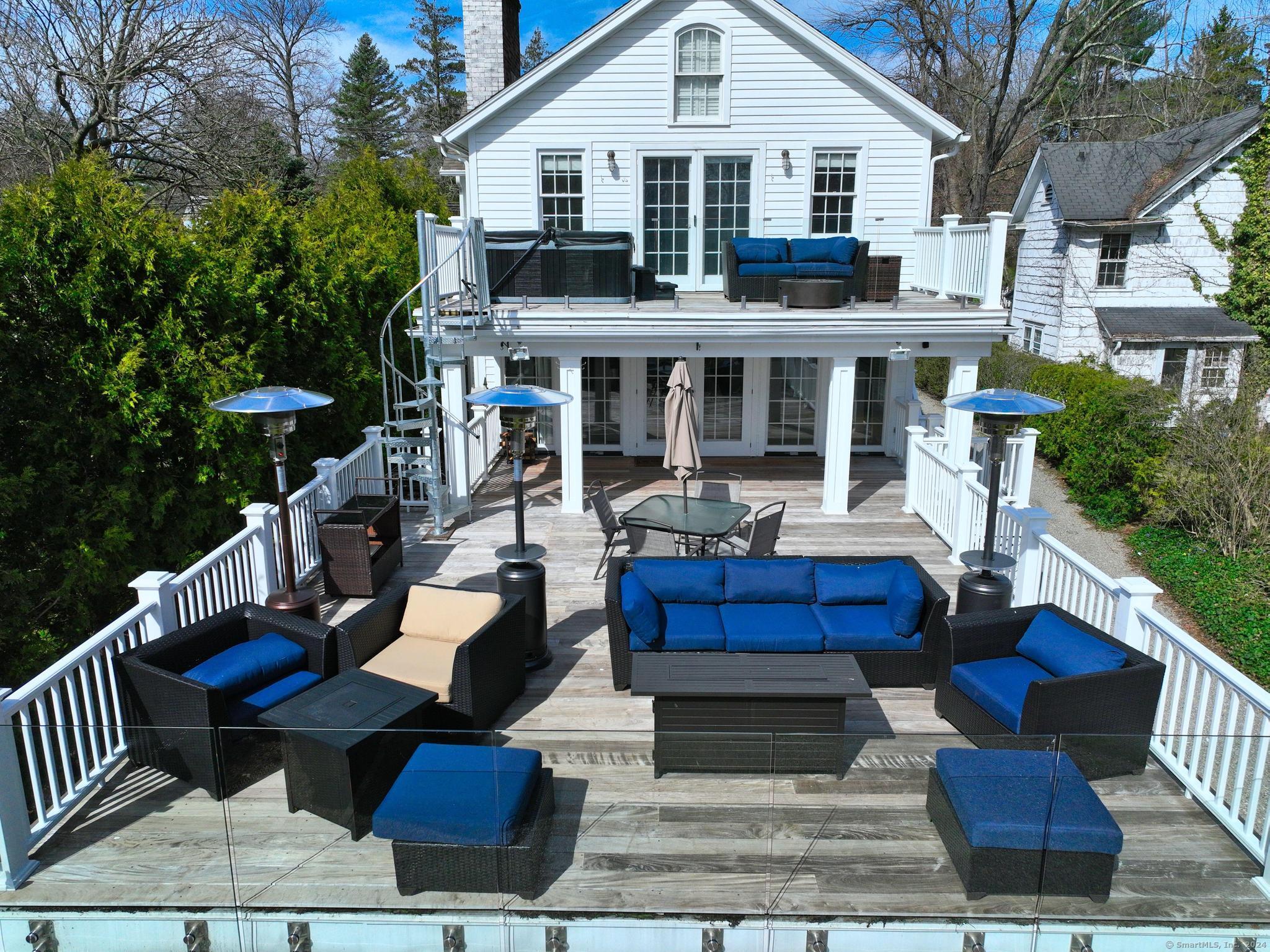 443 Riverside, Westport, Connecticut 06880