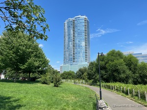 1 Broad Street, Unit 15C