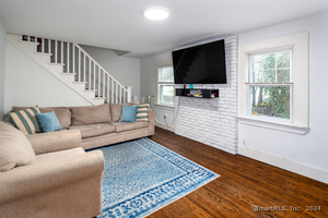 14 RANDALL Avenue