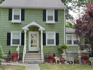 19 Woodledge Road