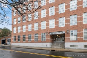 10 Ann Street, Unit APT 104