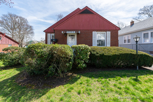 12 Saint Charles Avenue