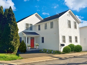 132 Seminary Street