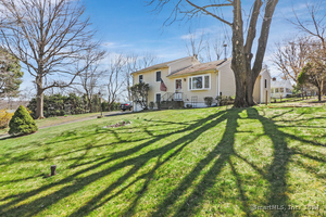 37 Esquire Road