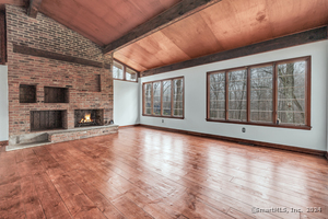 31 Boulder Brook Road